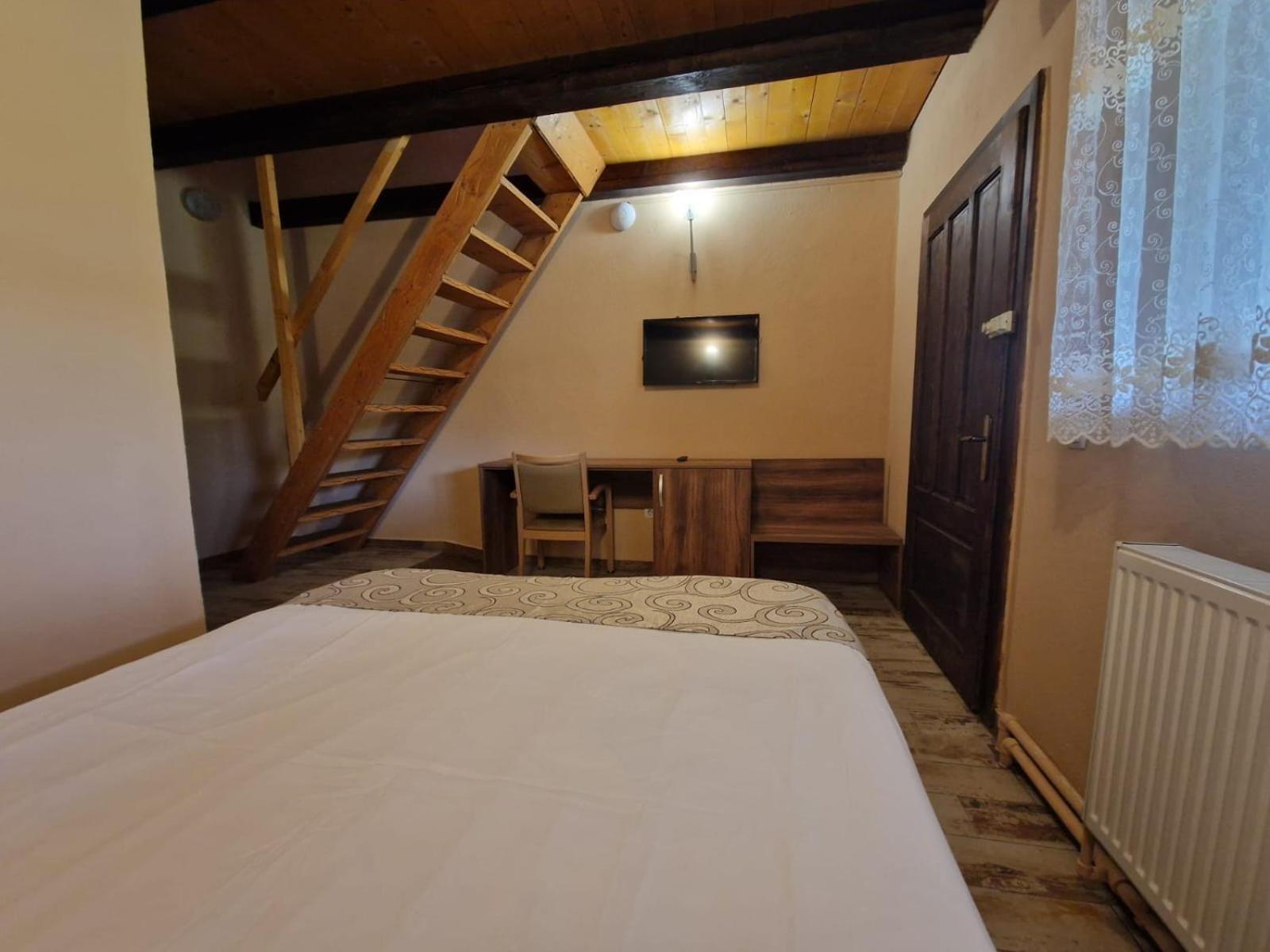 Vila Sura Razoare Сигишоара Экстерьер фото